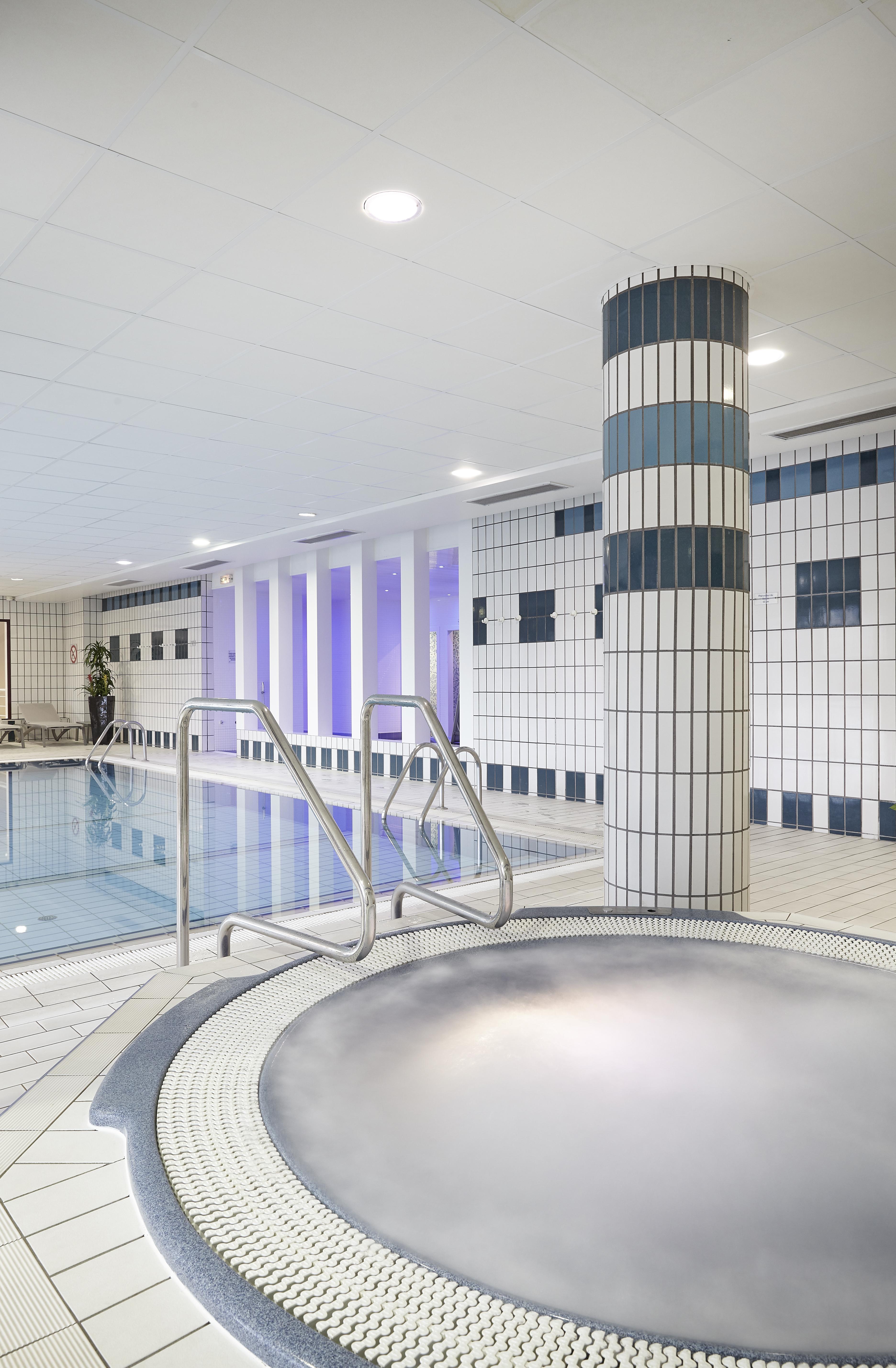Hotel Spa Du Beryl Bagnoles de l'Orne Normandie Exteriör bild
