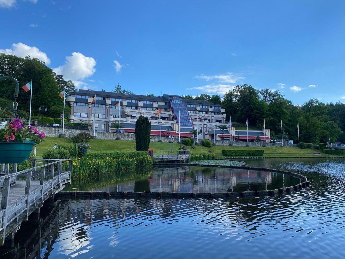 Hotel Spa Du Beryl Bagnoles de l'Orne Normandie Exteriör bild