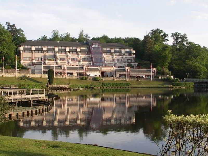 Hotel Spa Du Beryl Bagnoles de l'Orne Normandie Exteriör bild